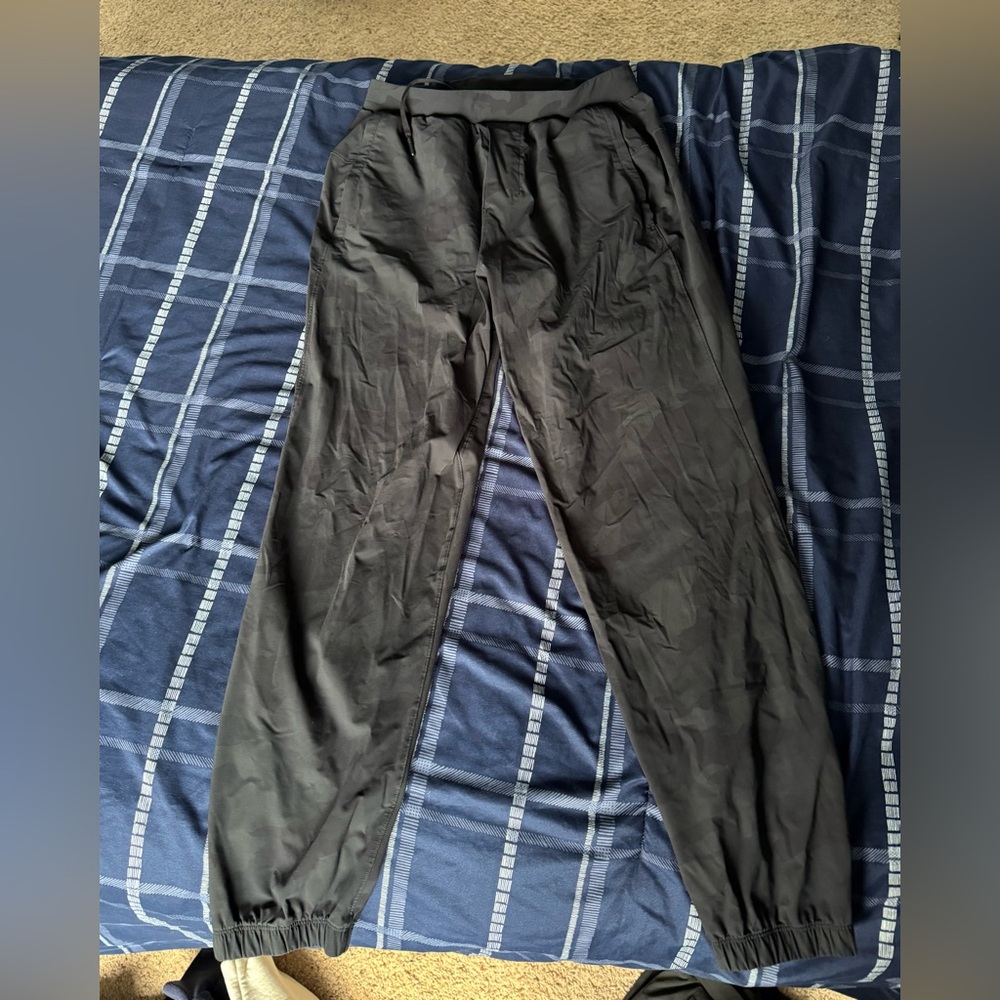 Lululemon Surge Jogger